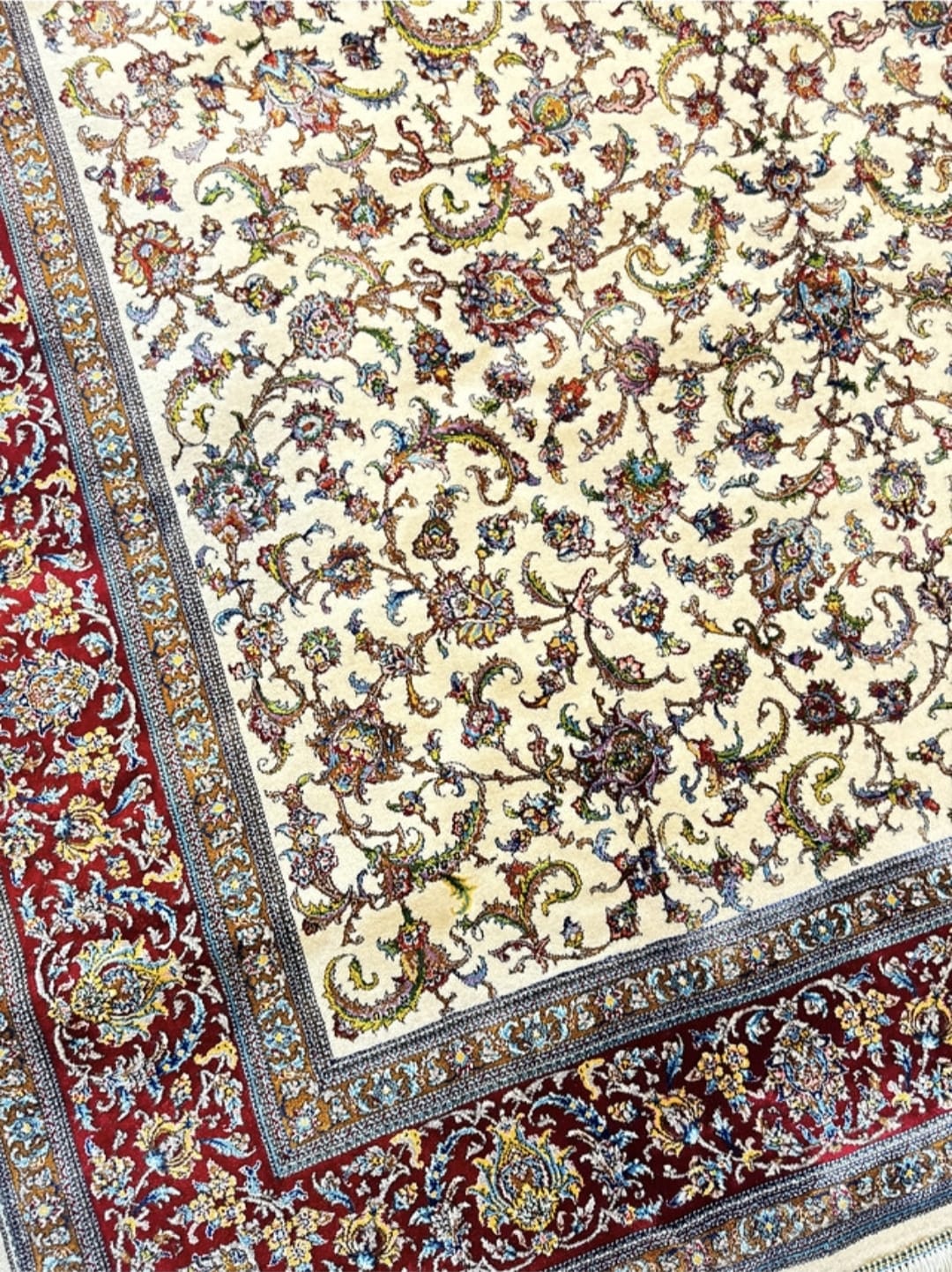 Silk and Wool Iran Tabriz Double knotted top quality Carpet Persian Design