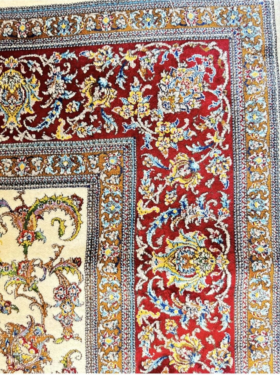 Silk and Wool Iran Tabriz Double knotted top quality Carpet Persian Design