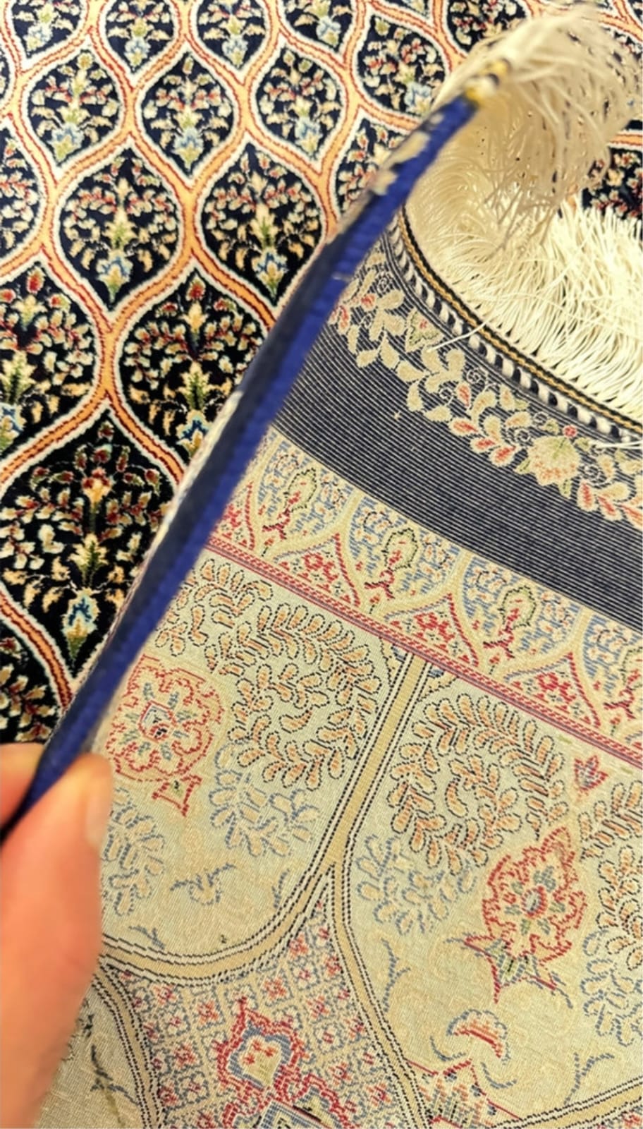 Persian Qom Double knotted Top quality silk Carpet